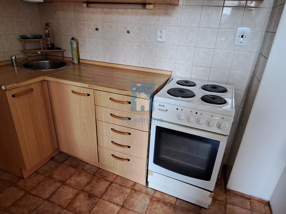 Pronájem bytu 1+1 42 m2