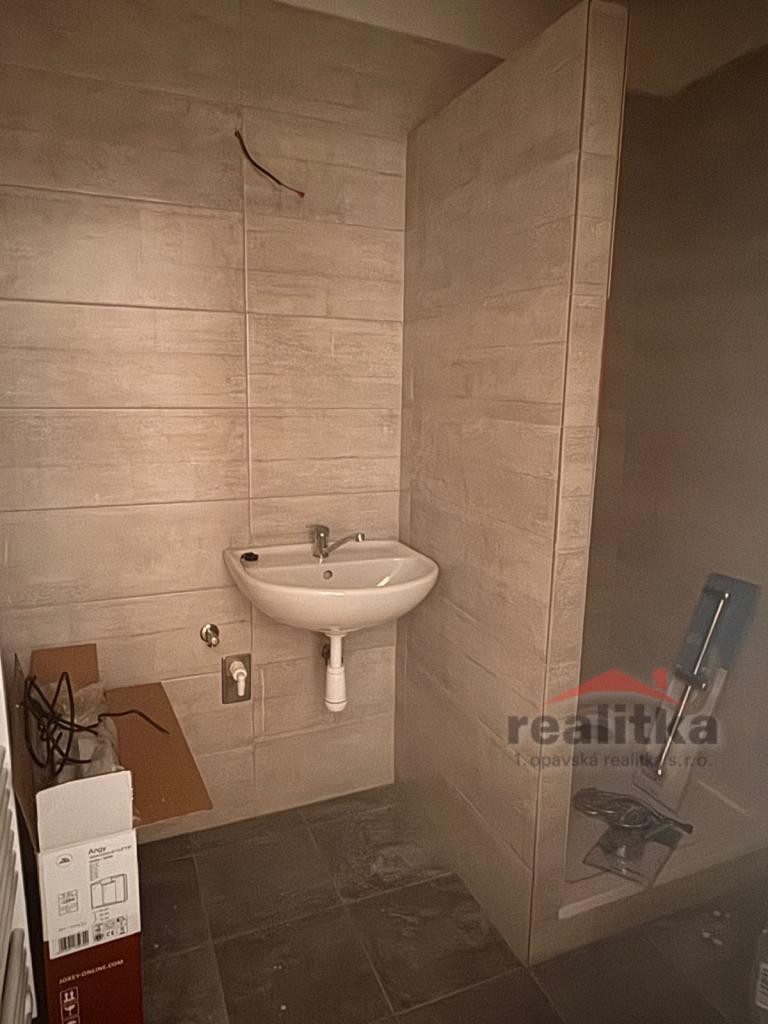Pronájem bytu 1+kk 27 m2