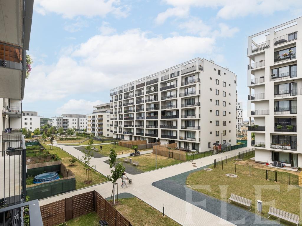 Pronájem bytu 1+kk 31 m2, Praha – náhled fotky 11