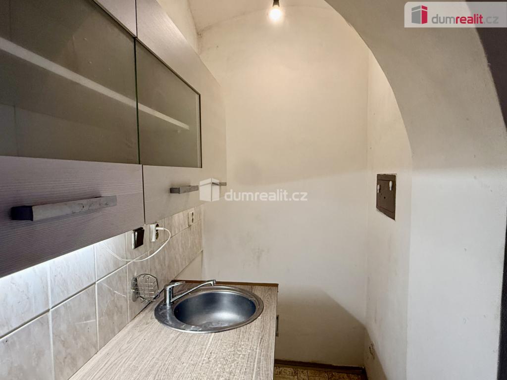 Pronájem bytu 1+kk 37 m2