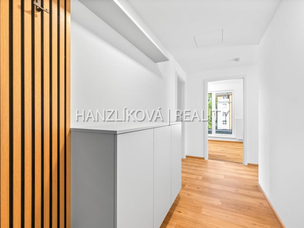 Pronájem bytu 3+kk 75 m2