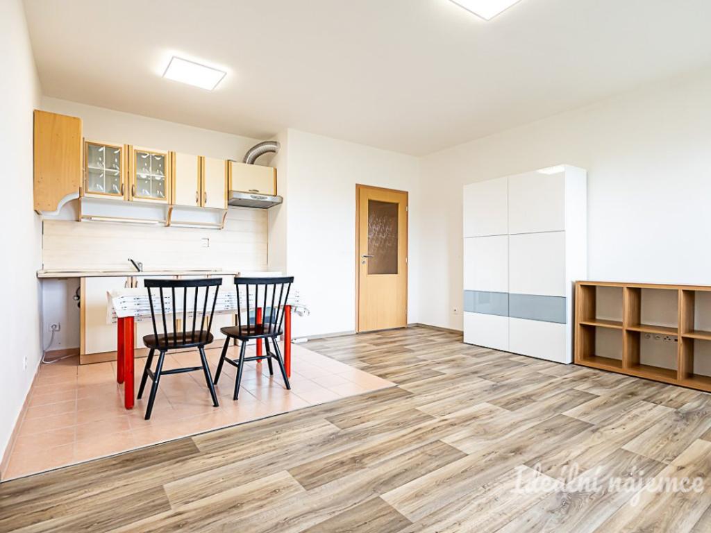 Pronájem bytu 1+kk 32 m2