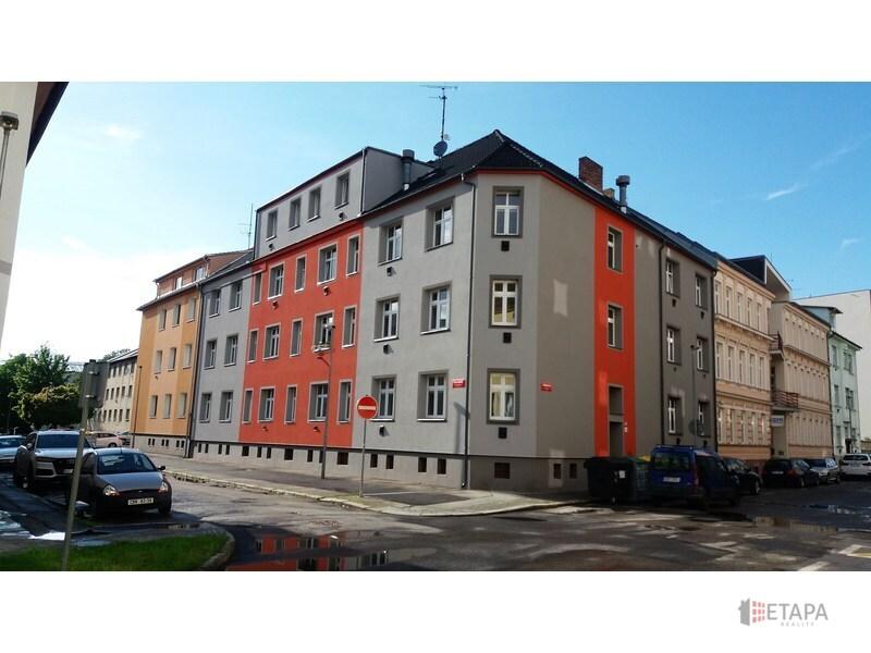 Pronájem bytu 1+1 48 m2