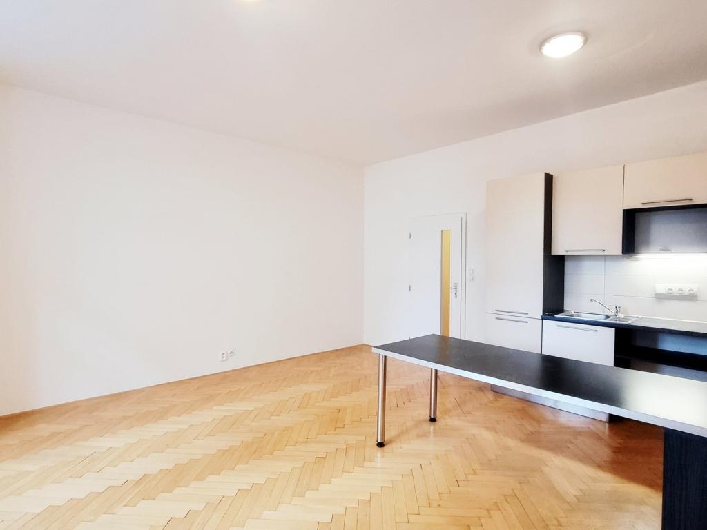 Pronájem bytu 2+kk 56 m2