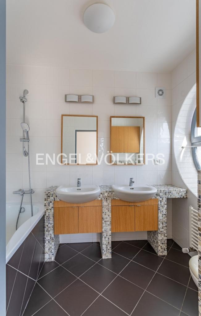 Pronájem domu 230 m2, Praha – náhled fotky 9