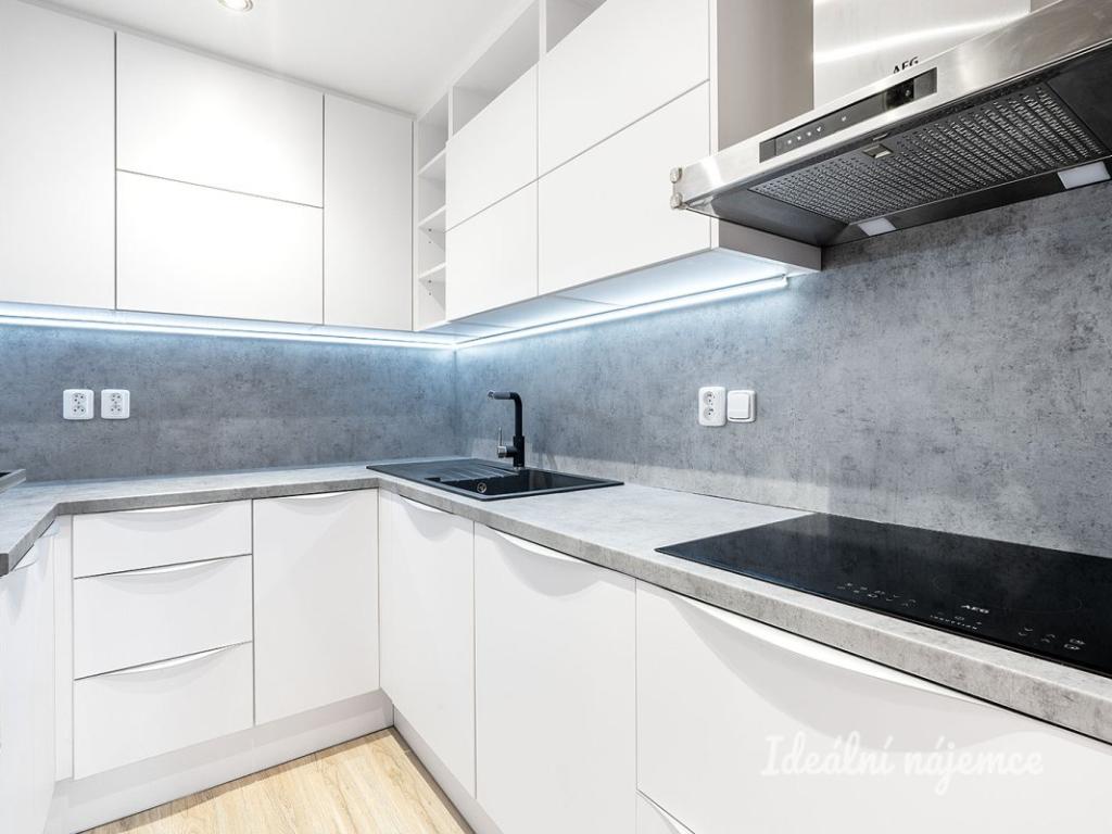 Pronájem bytu 2+1 39 m2