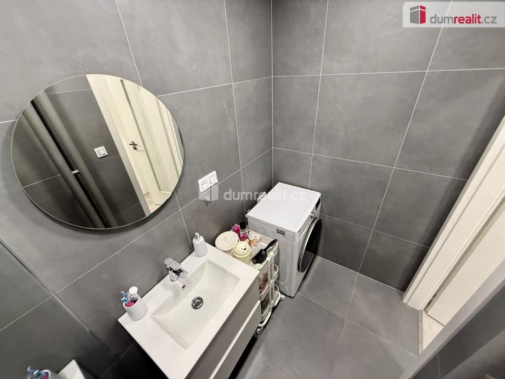 Pronájem bytu 2+kk 38 m2, Kralupy nad Vltavou – náhled fotky 11