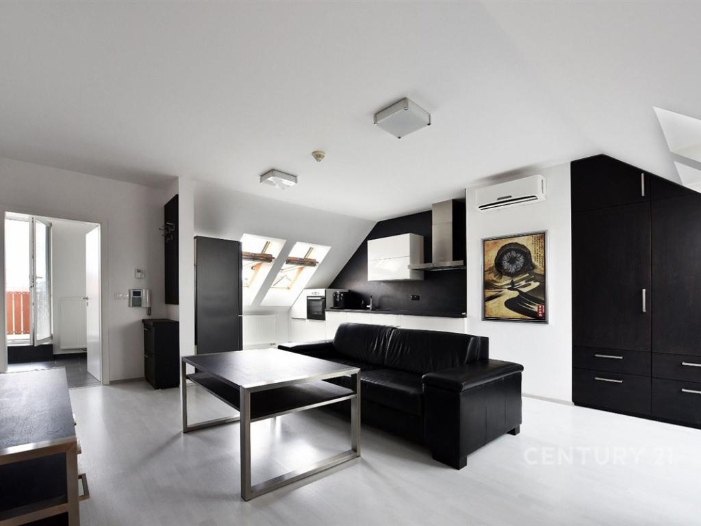 Pronájem bytu 2+kk 52 m2
