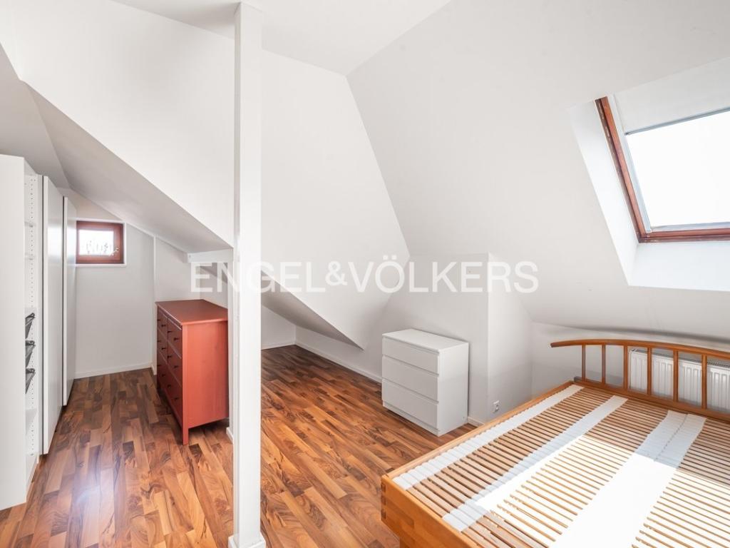 Pronájem bytu 4+kk 150 m2, Praha – náhled fotky 9