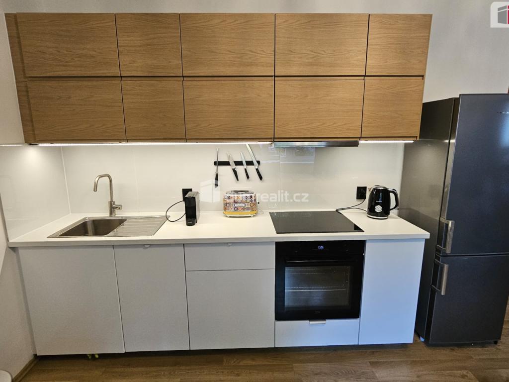 Pronájem bytu 2+kk 37 m2