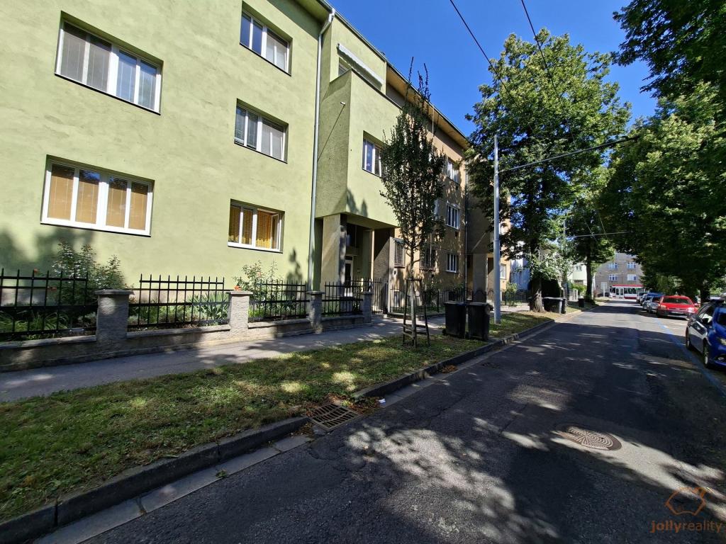 Pronájem bytu 2+1 58 m2