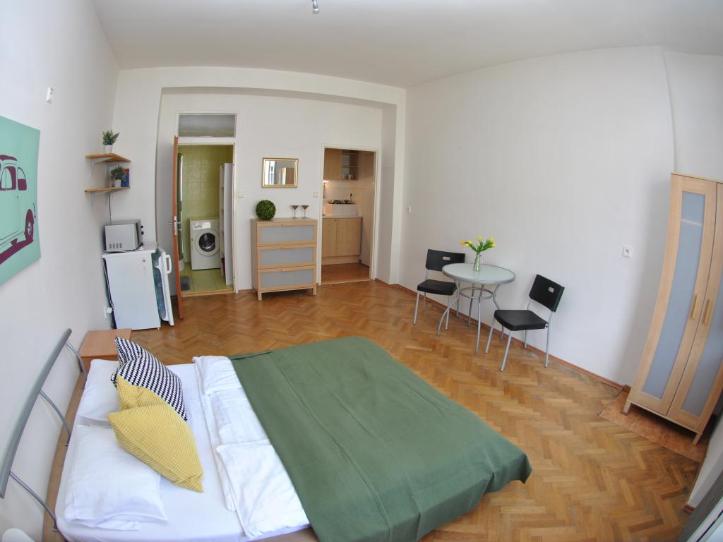 Pronajem bytu 1+kk 35 m2