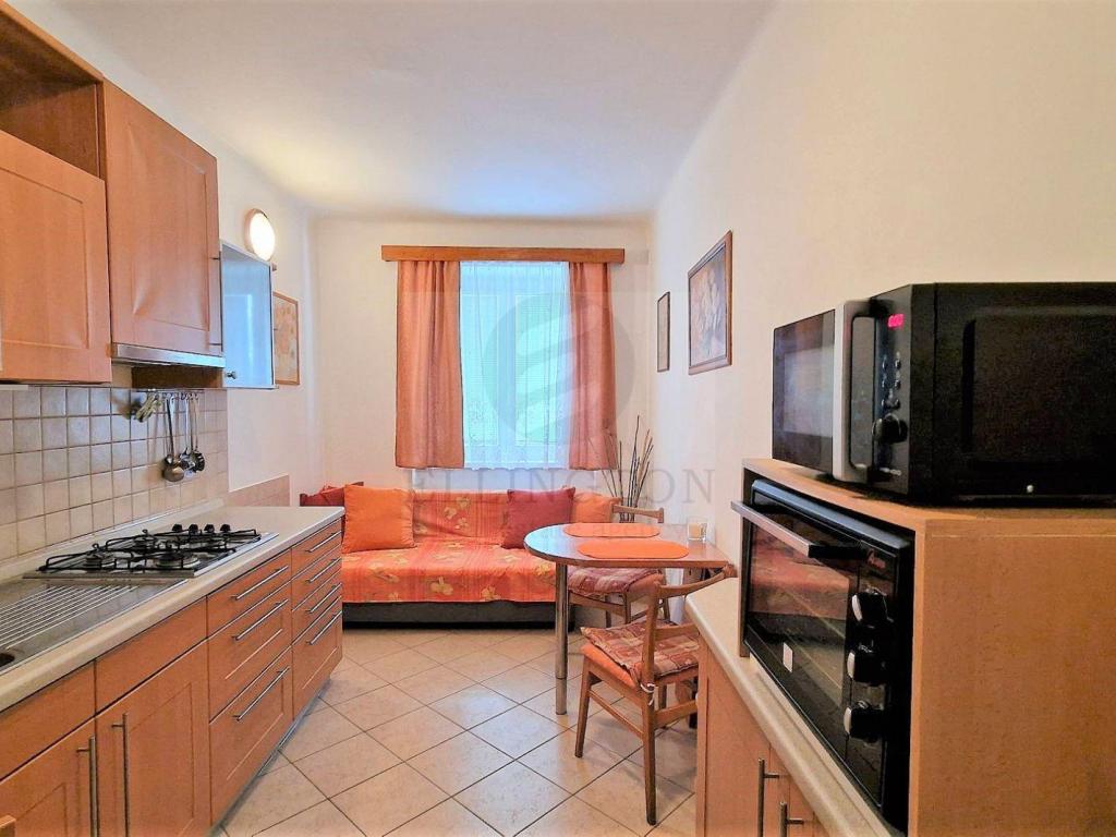 Pronájem bytu 1+1 40 m2