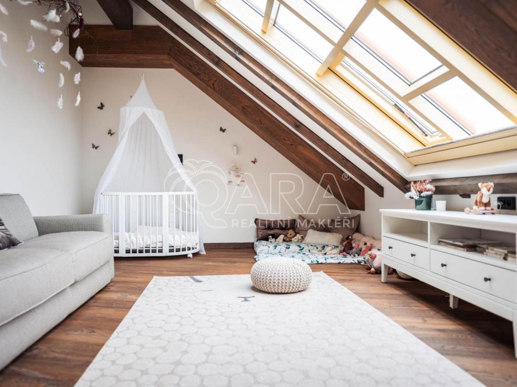 Pronájem bytu 5+kk 335 m2, Praha – náhled fotky 7