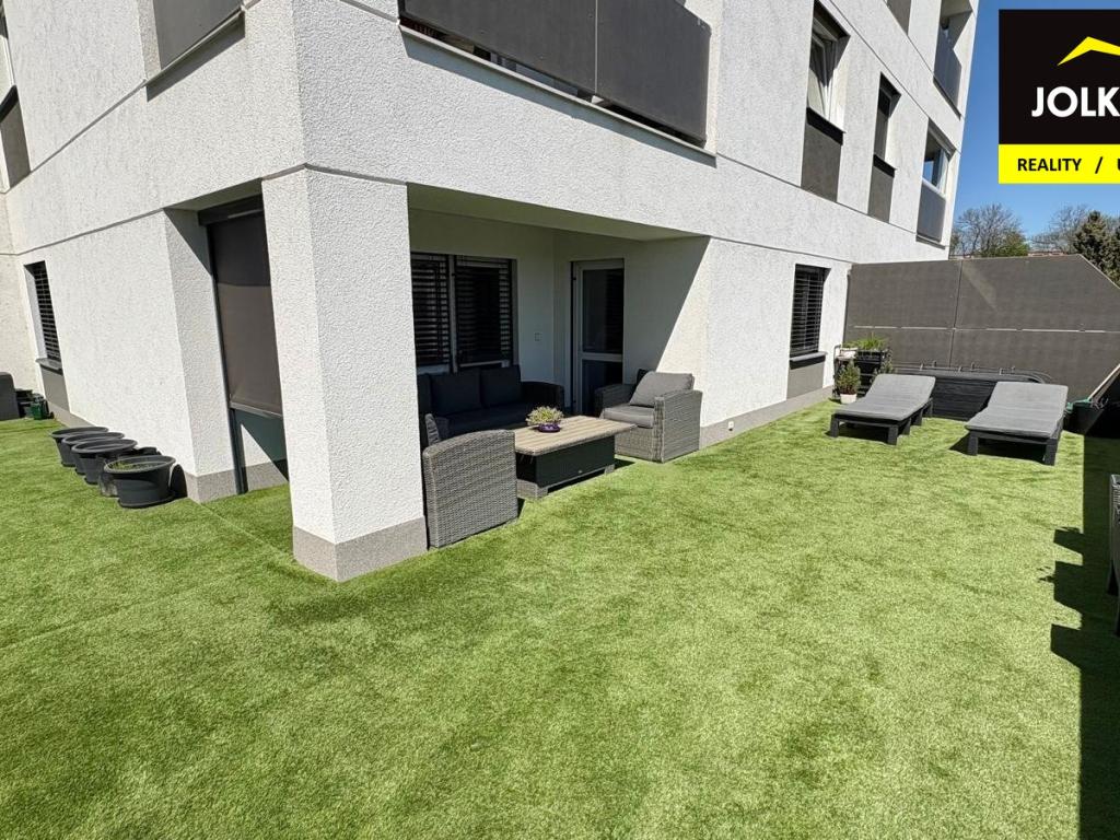 Pronájem bytu 4+kk 111 m2