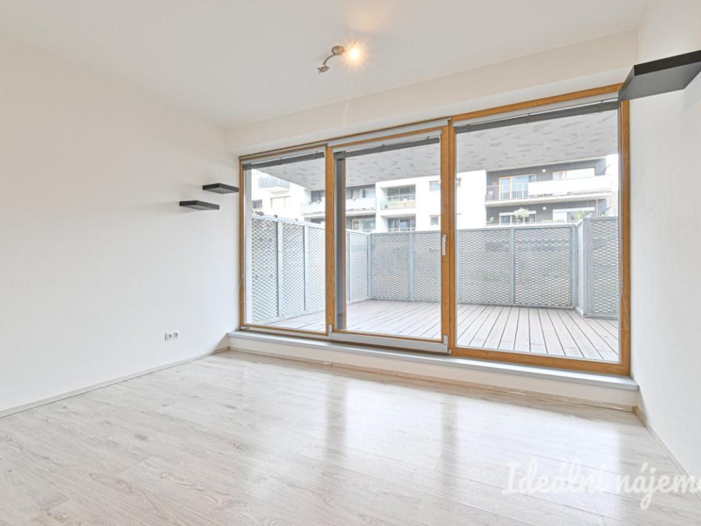 Pronájem bytu 2+kk 56 m2