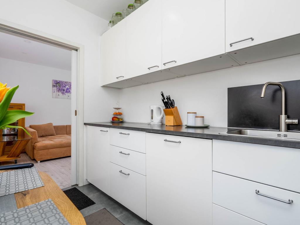 Prodej bytu 2+1 57 m2, Praha – náhled fotky 10