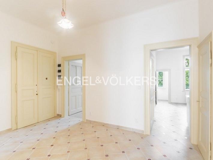 Pronájem bytu 2+1 72 m2