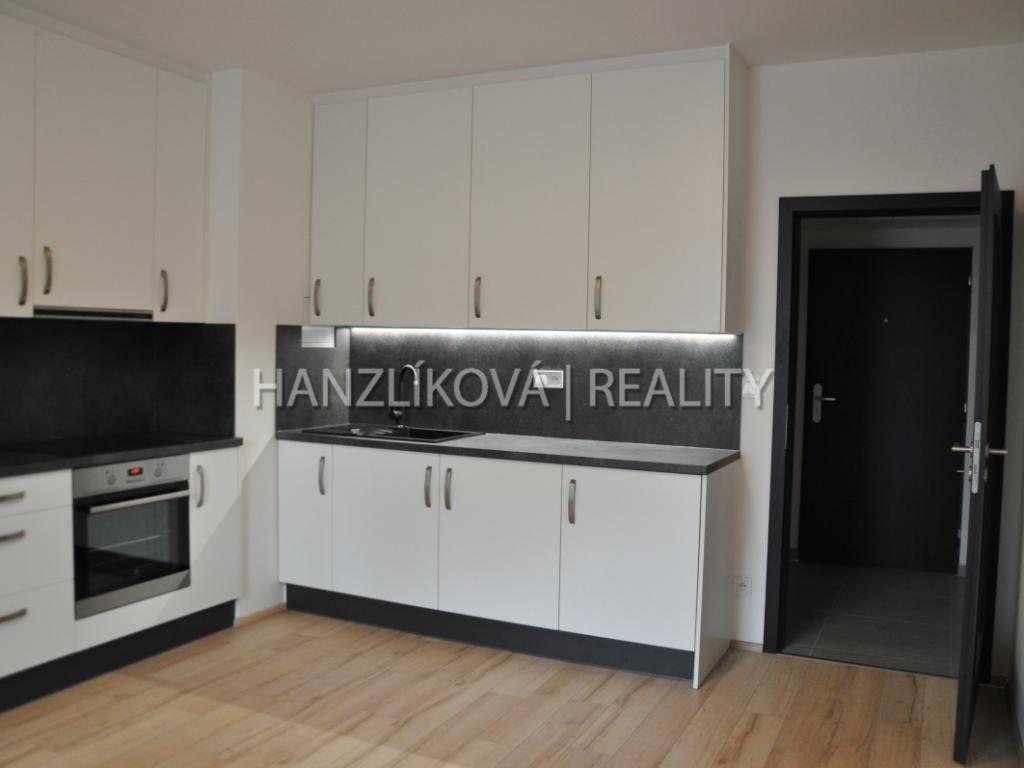 Pronájem bytu 1+kk 29 m2