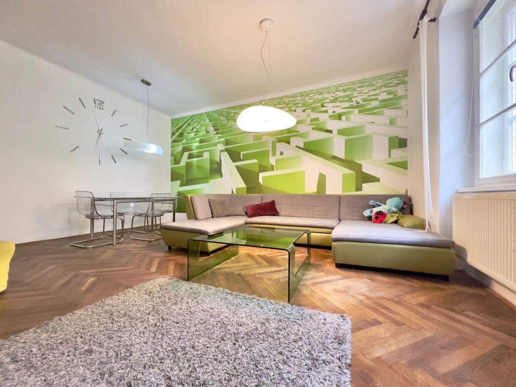 Pronájem bytu 2+1 75 m2