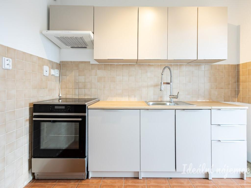 Pronájem bytu 3+kk 72 m2, Praha – náhled fotky 5
