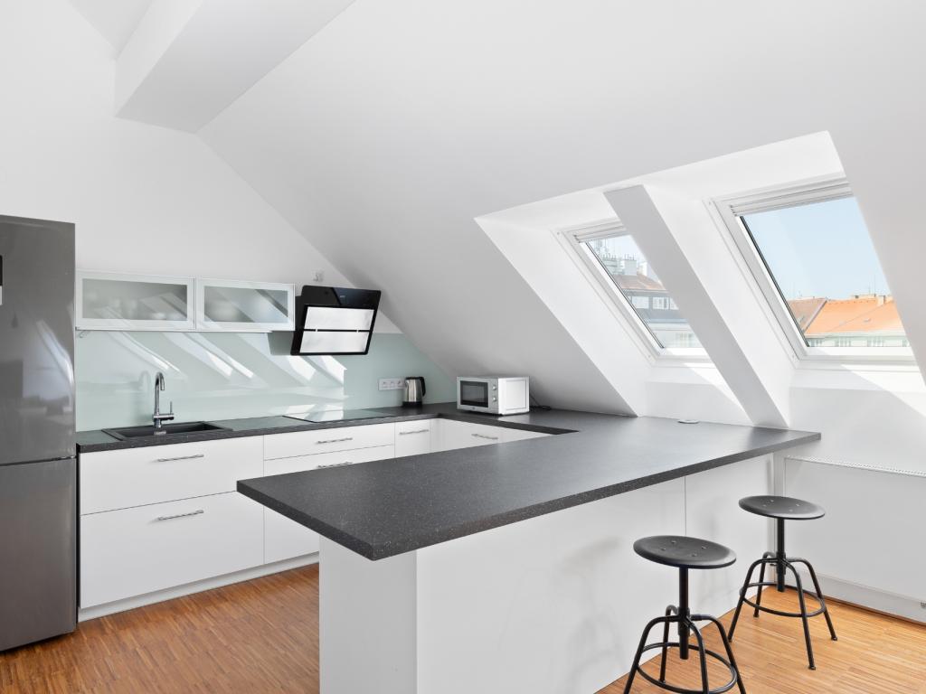 Pronájem bytu 2+kk 80 m2