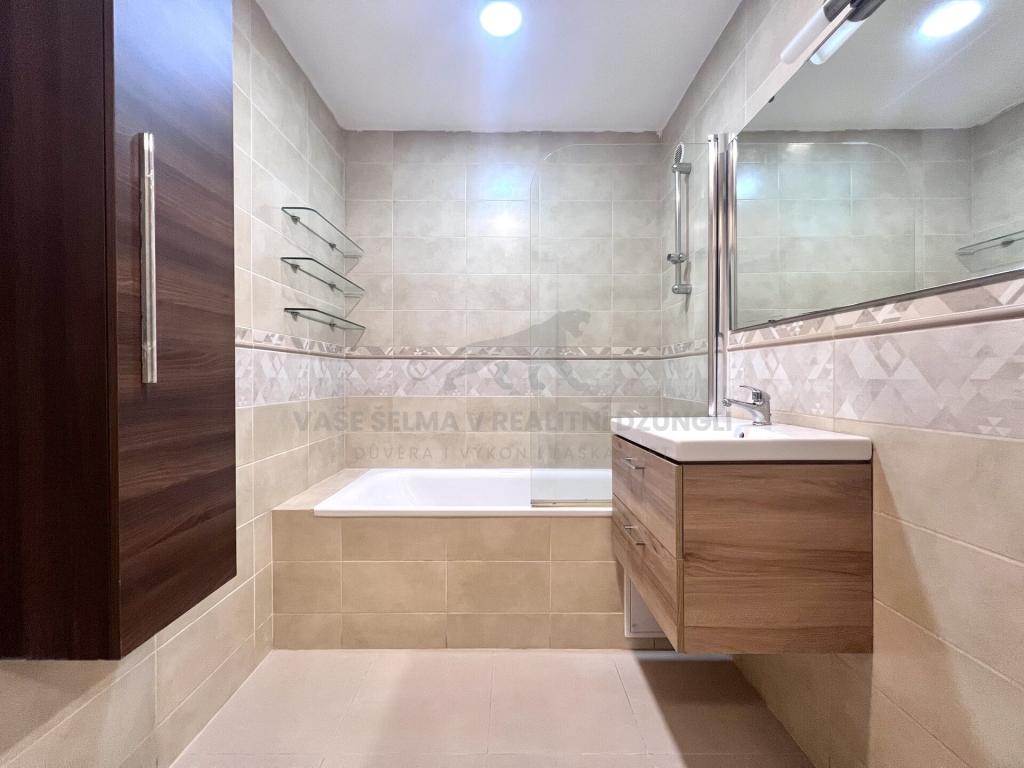 Pronájem bytu 3+1 75 m2, Praha – náhled fotky 10