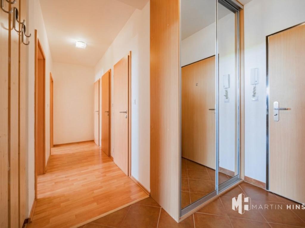 Pronájem bytu 3+kk 72 m2, Praha – náhled fotky 19