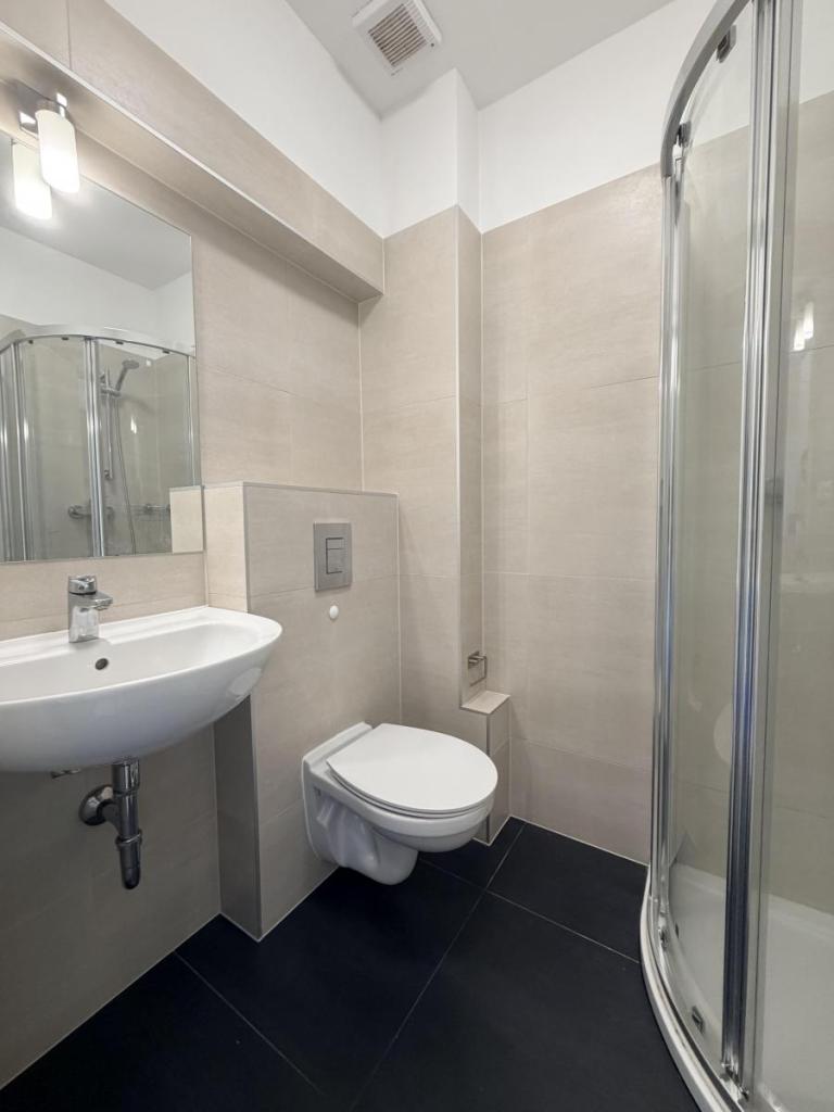 Pronájem bytu 1+kk 28 m2