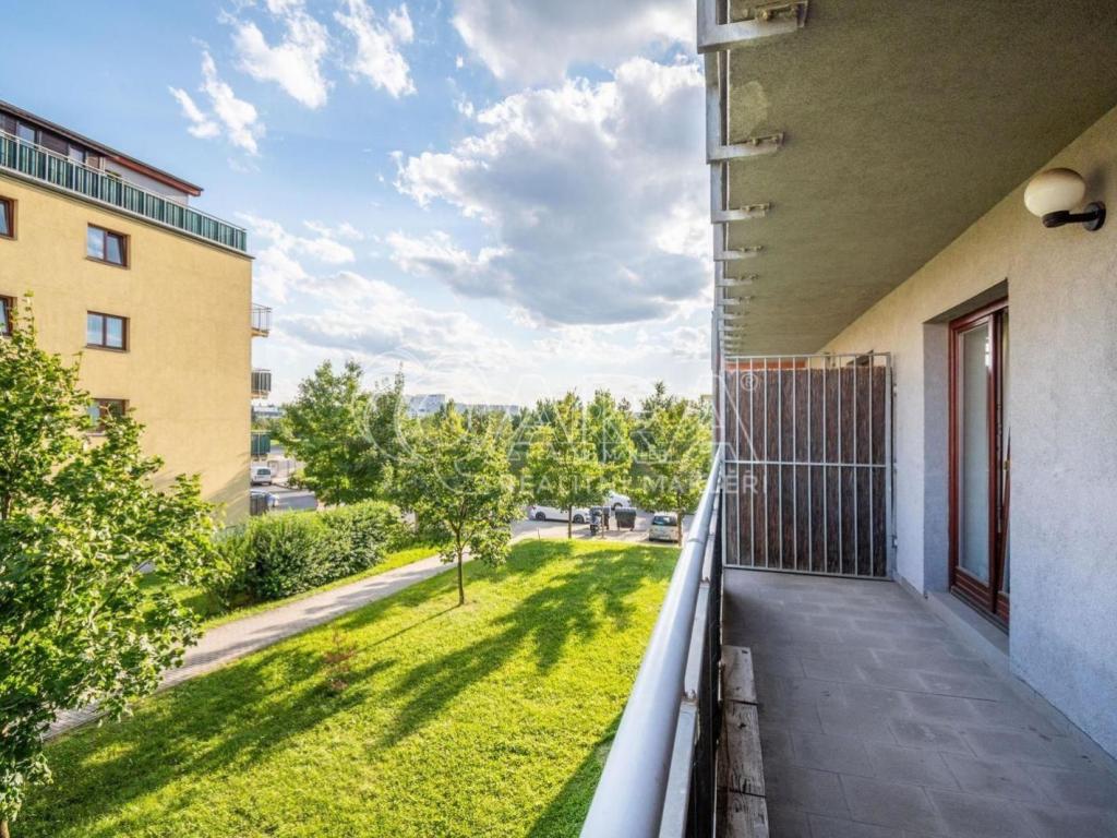 Pronájem bytu 2+kk 52 m2