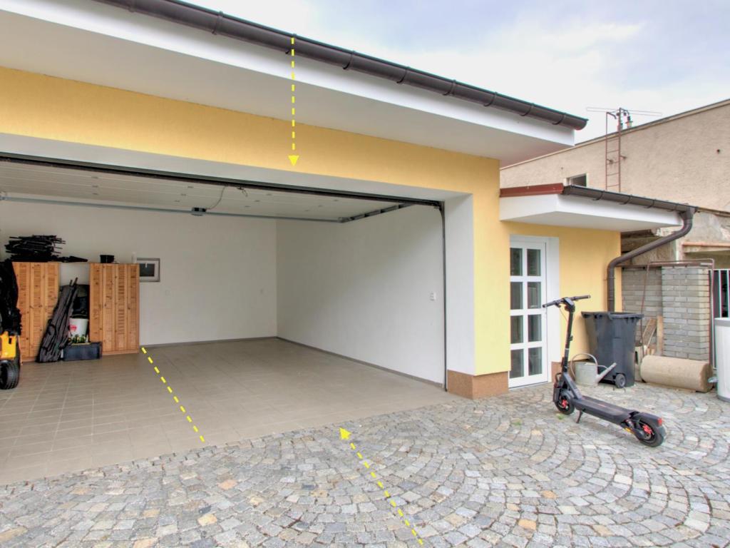 Pronájem bytu 2+kk 70 m2, Dobřichovice – náhled fotky 23