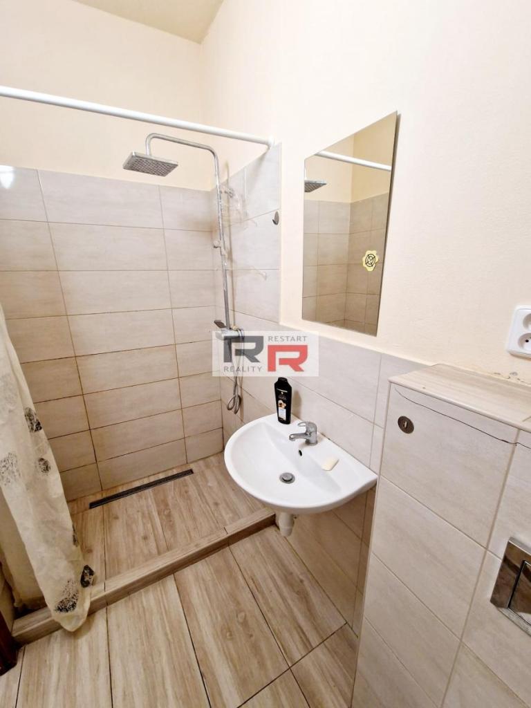 Pronájem bytu pokoj 10 m2