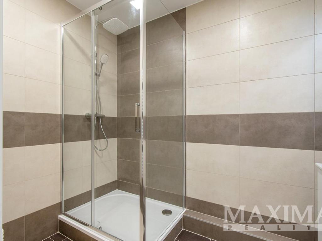 Prodej bytu 3+1 80 m2, Praha – náhled fotky 12