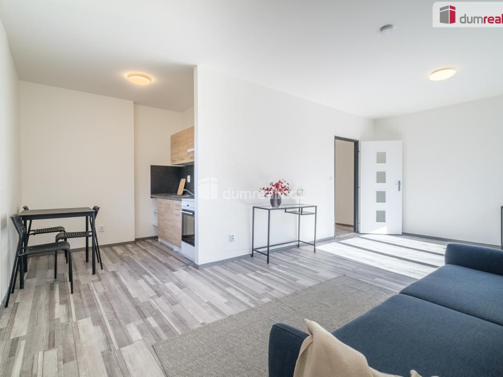 Pronájem bytu 1+kk 34 m2