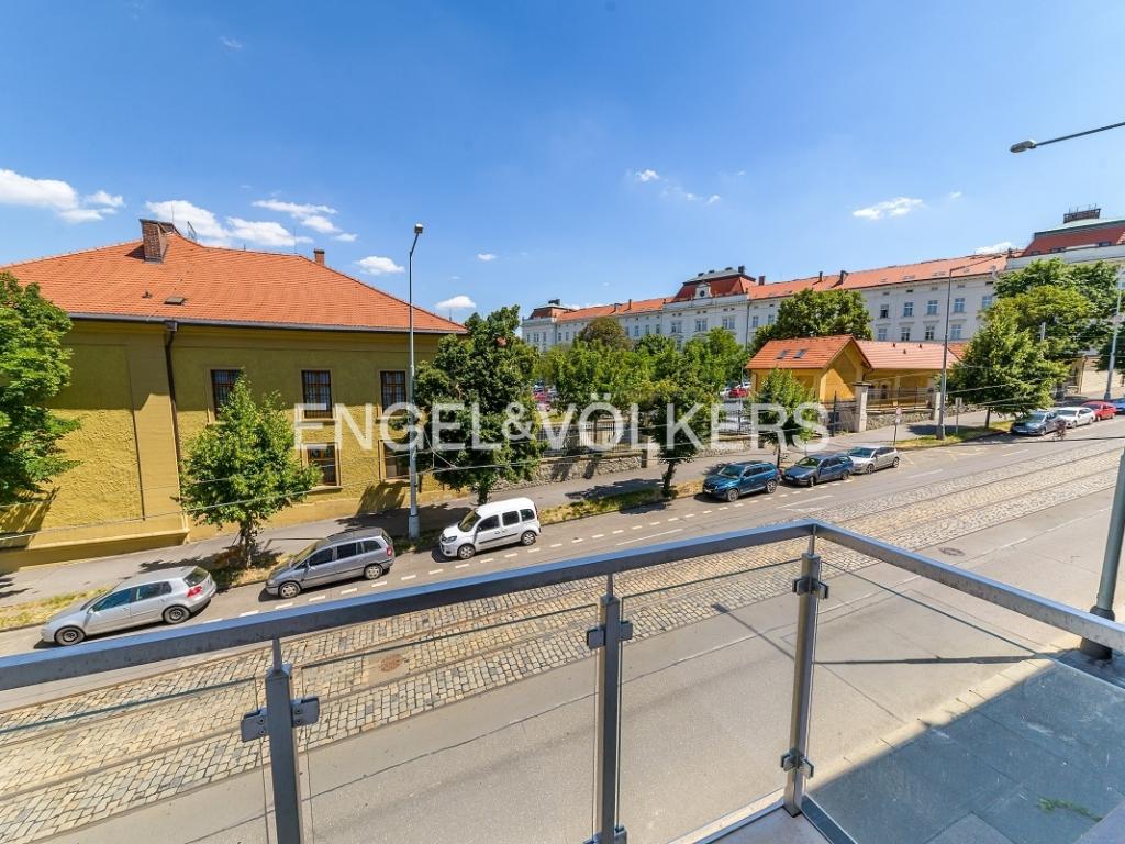 Pronájem bytu 1+kk 38 m2