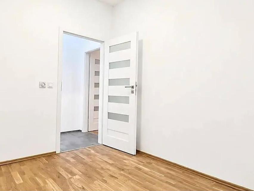 Pronájem bytu 4+kk 104 m2