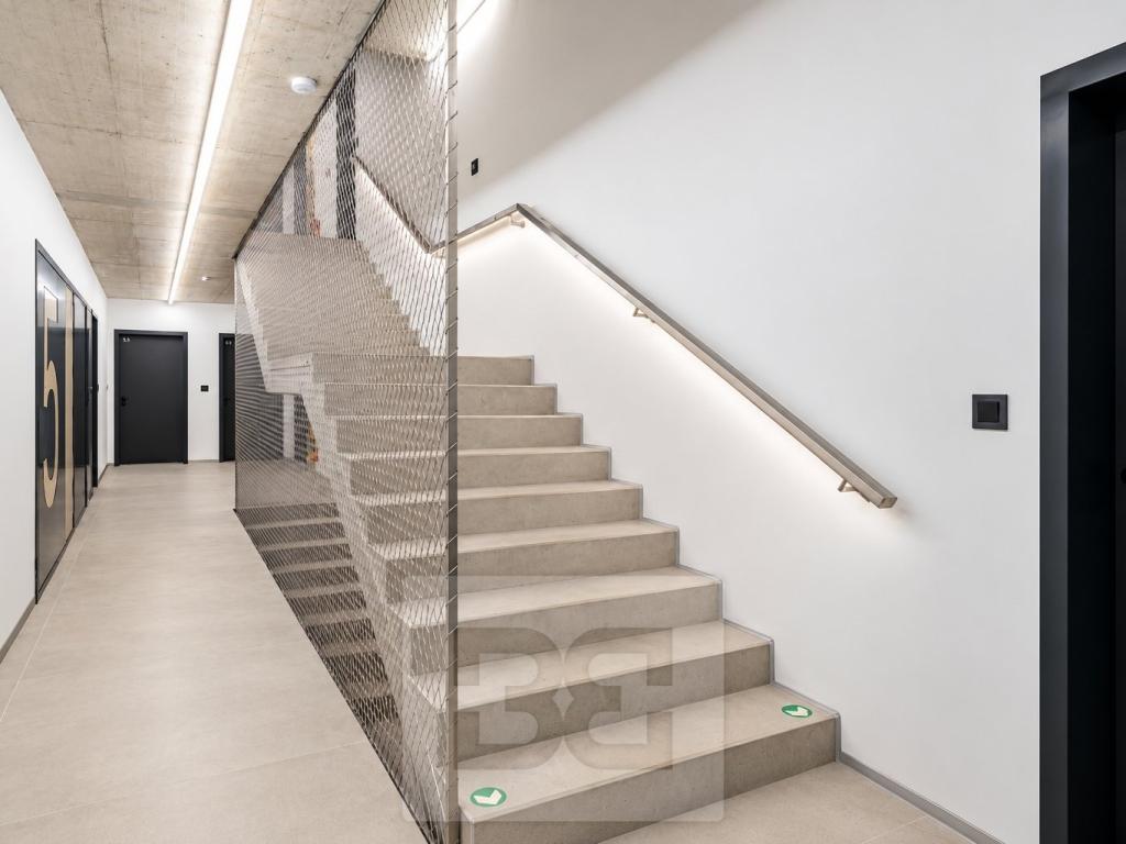 Prodej bytu 1+kk 40 m2, Praha – náhled fotky 16