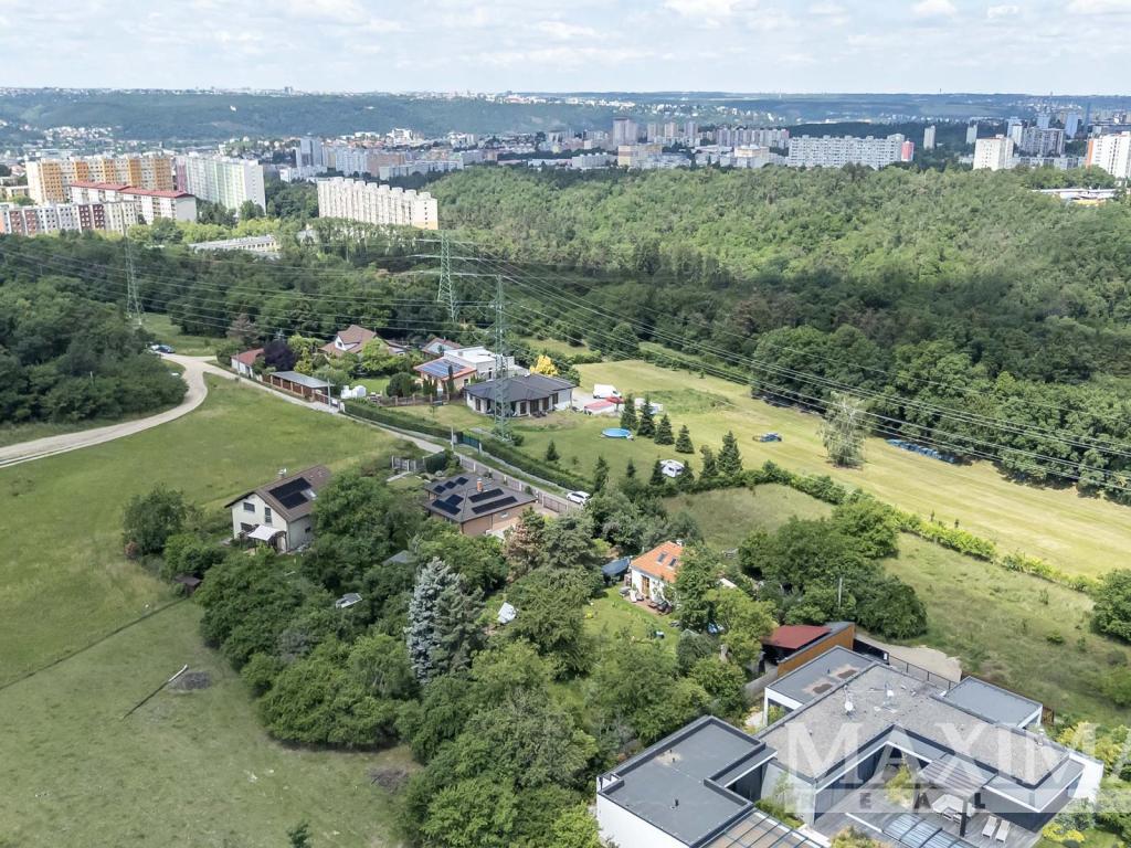Prodej pozemku 890 m2, Praha – náhled fotky 15