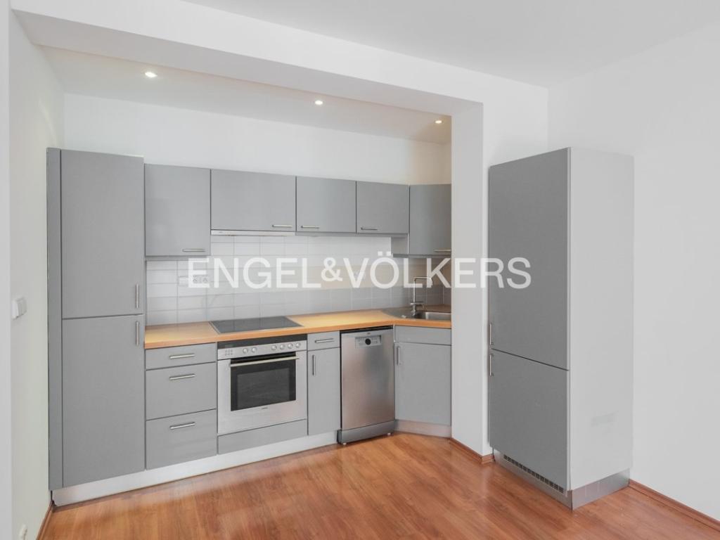 Pronájem bytu 2+kk 65 m2