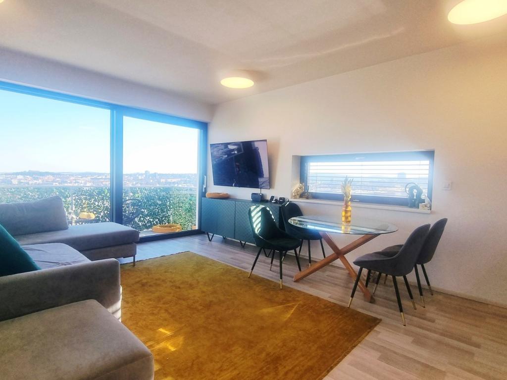 Pronájem bytu 2+kk 56 m2