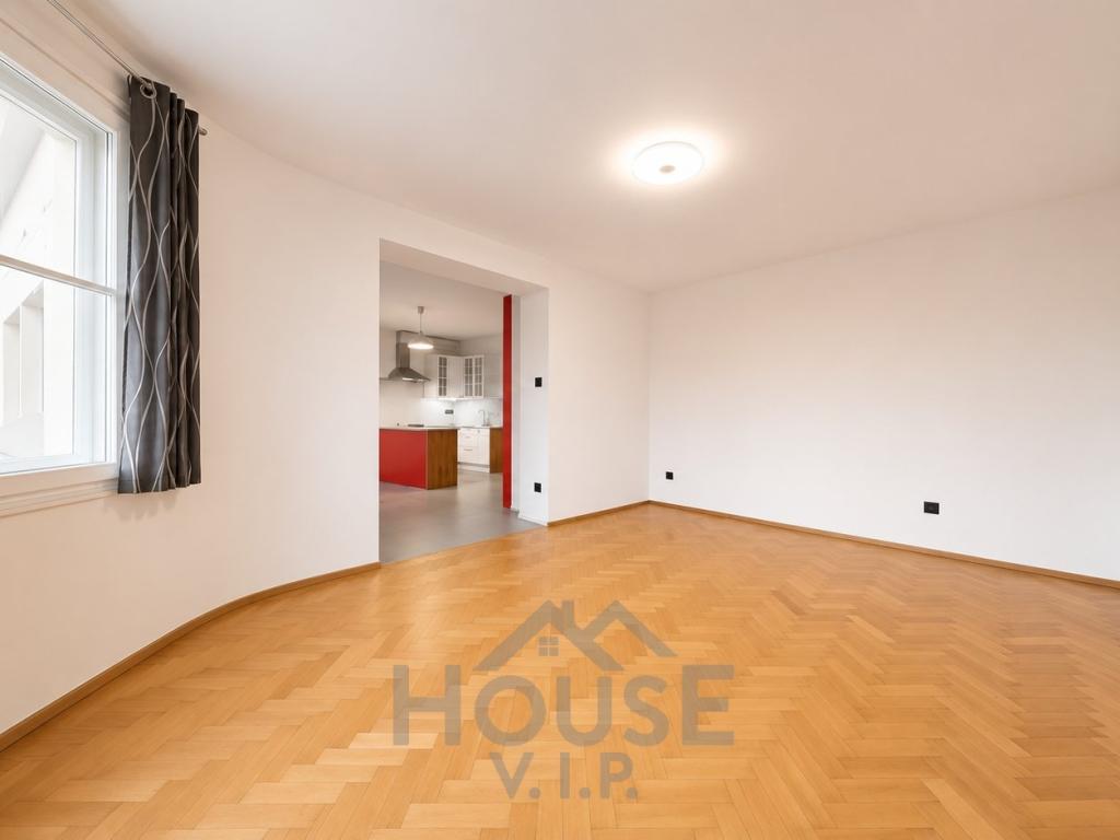 Prodej bytu 2+1 81 m2, Praha – náhled fotky 17