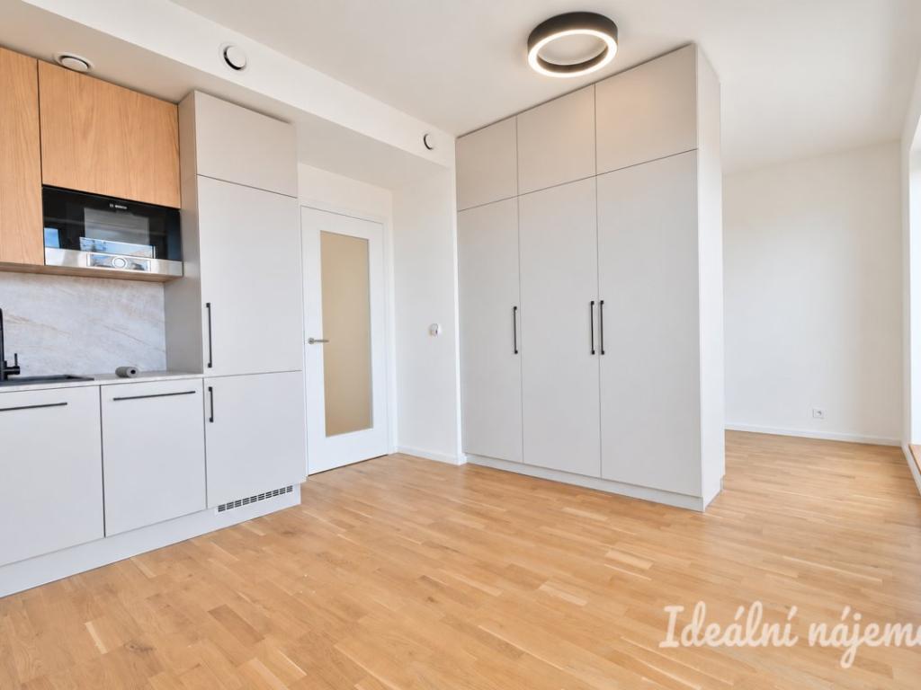 Pronájem bytu 2+kk 36 m2, Brno – náhled fotky 2