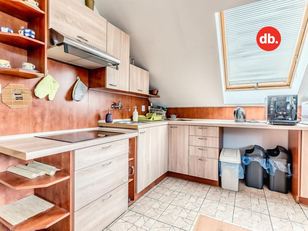 Prodej domu 240 m2, Stružná – náhled fotky 30