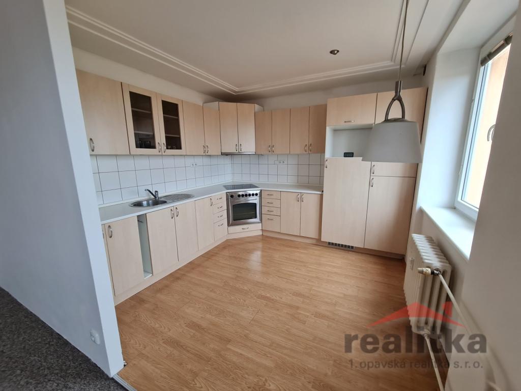 Pronájem bytu 1+1 38 m2