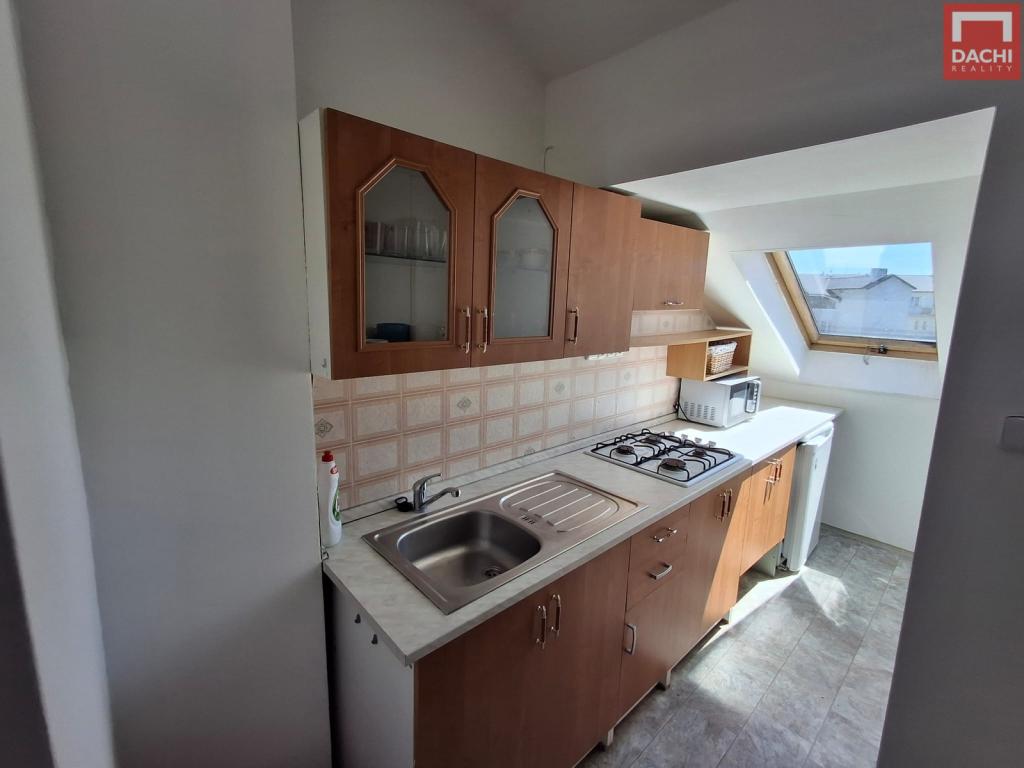 Pronájem bytu 1+kk 34 m2
