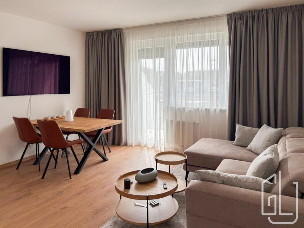 Pronájem bytu 2+kk 52 m2