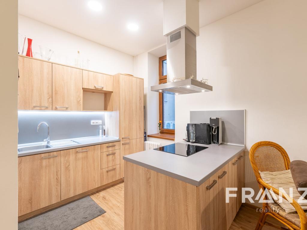 Pronájem bytu 3+kk 76 m2