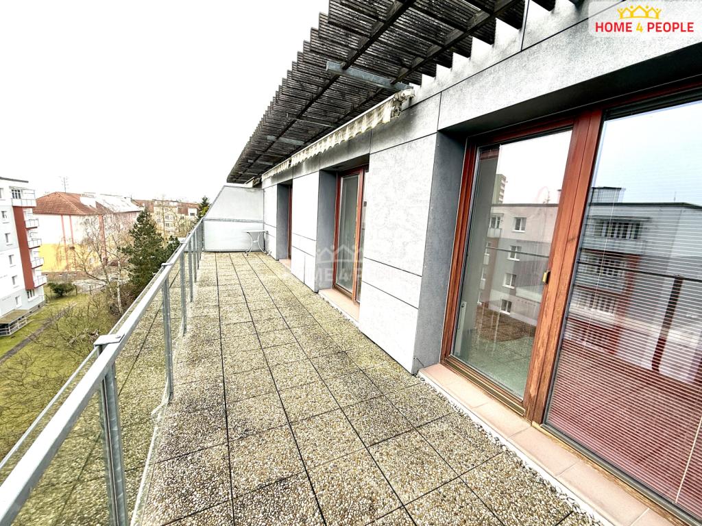 Pronájem bytu 2+kk 61 m2