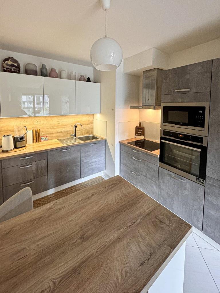 Pronájem bytu 2+kk 50 m2