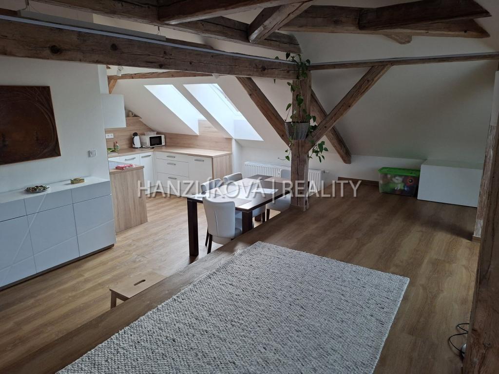 Pronájem bytu 2+kk 66 m2